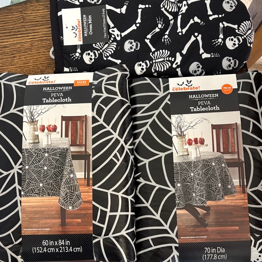 Halloween Skeleton Oven Mitt and Spider Web Tablecloth Set